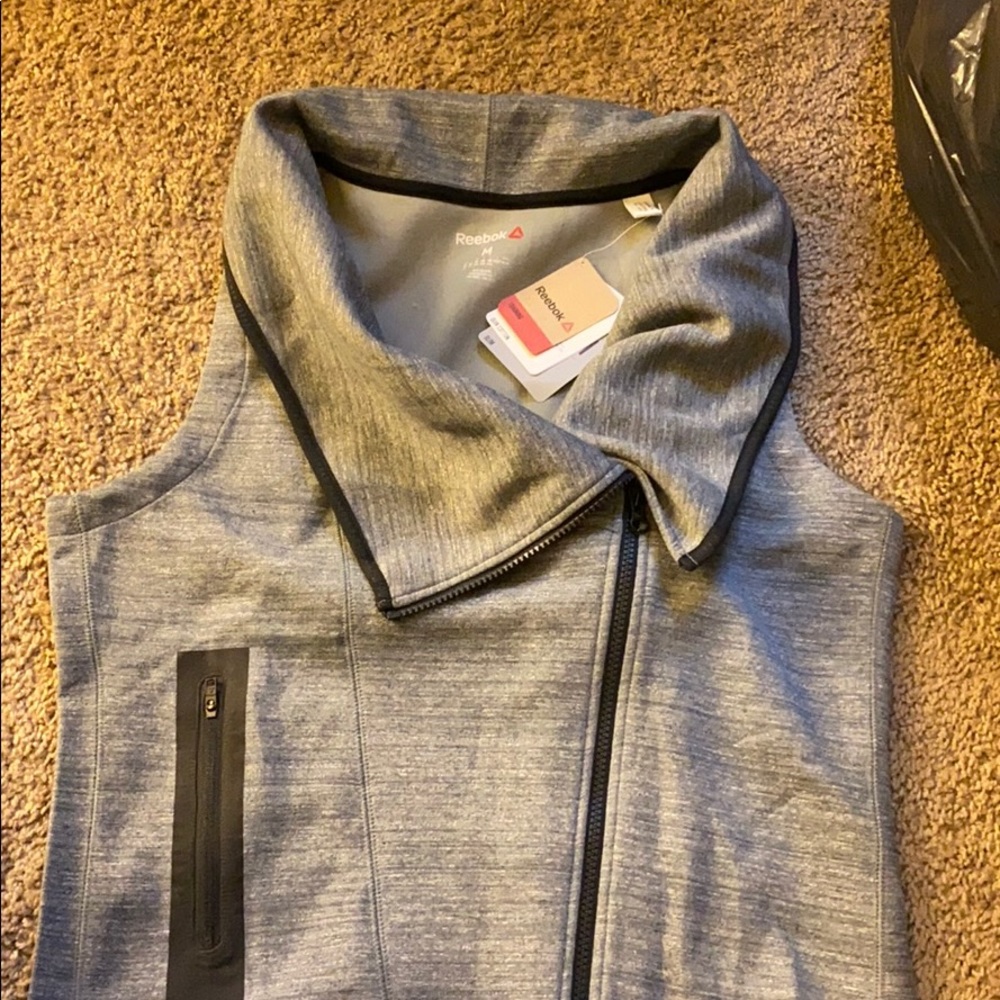 Reebok vest